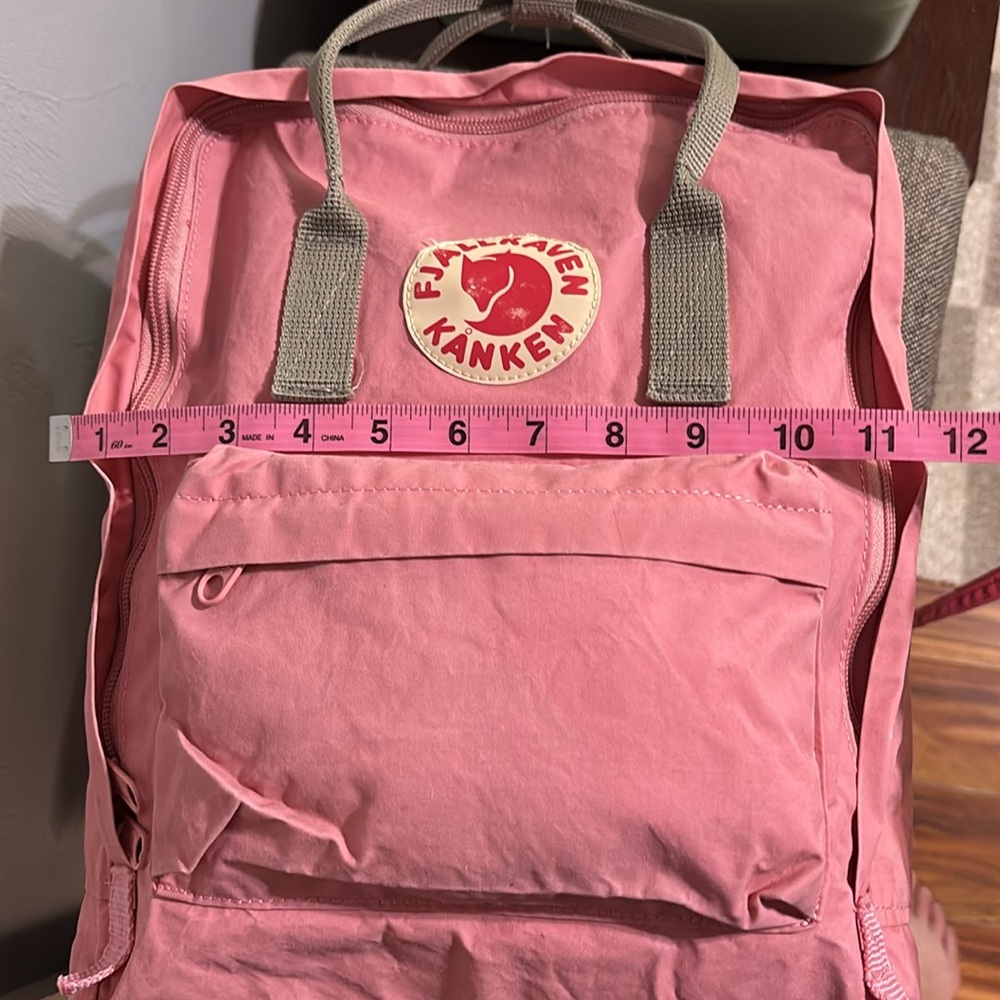Fjällräven Kånken Pink Backpack - Picture 14 of 16